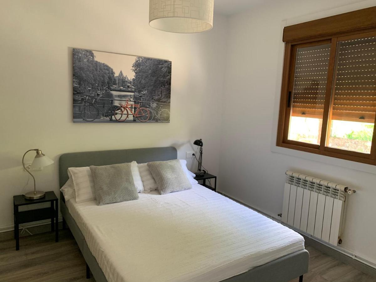 Апартаменты A Casa Vermella Con Jardin A 10 Minutos De Santiago De Compostela Ортонио Экстерьер фото
