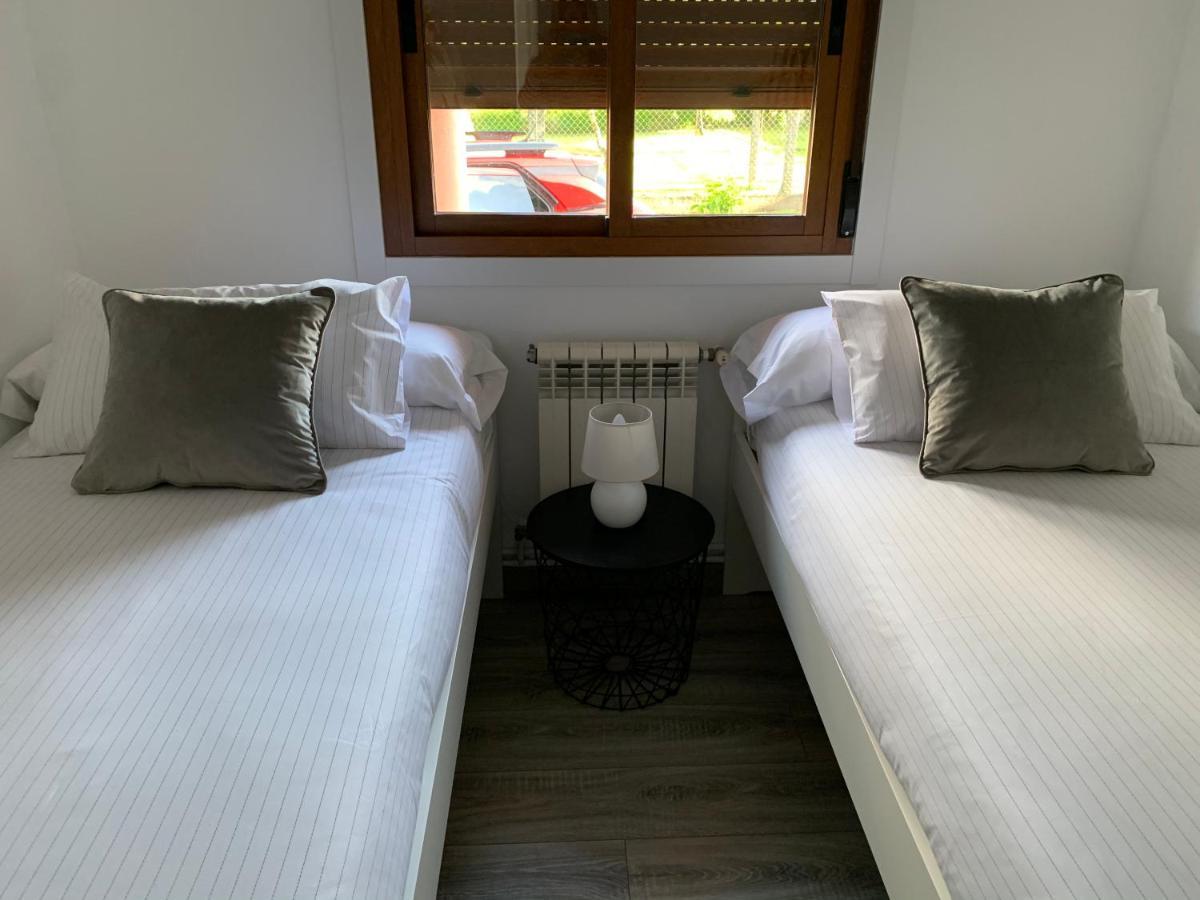 Апартаменты A Casa Vermella Con Jardin A 10 Minutos De Santiago De Compostela Ортонио Экстерьер фото