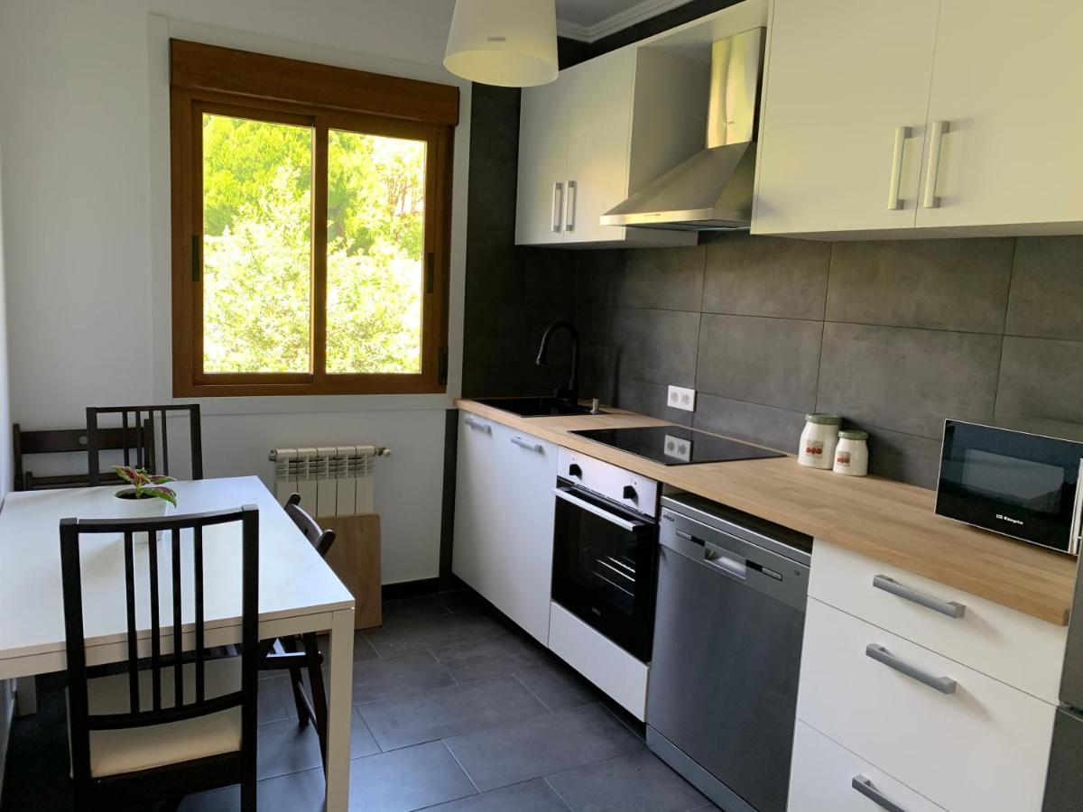 Апартаменты A Casa Vermella Con Jardin A 10 Minutos De Santiago De Compostela Ортонио Экстерьер фото