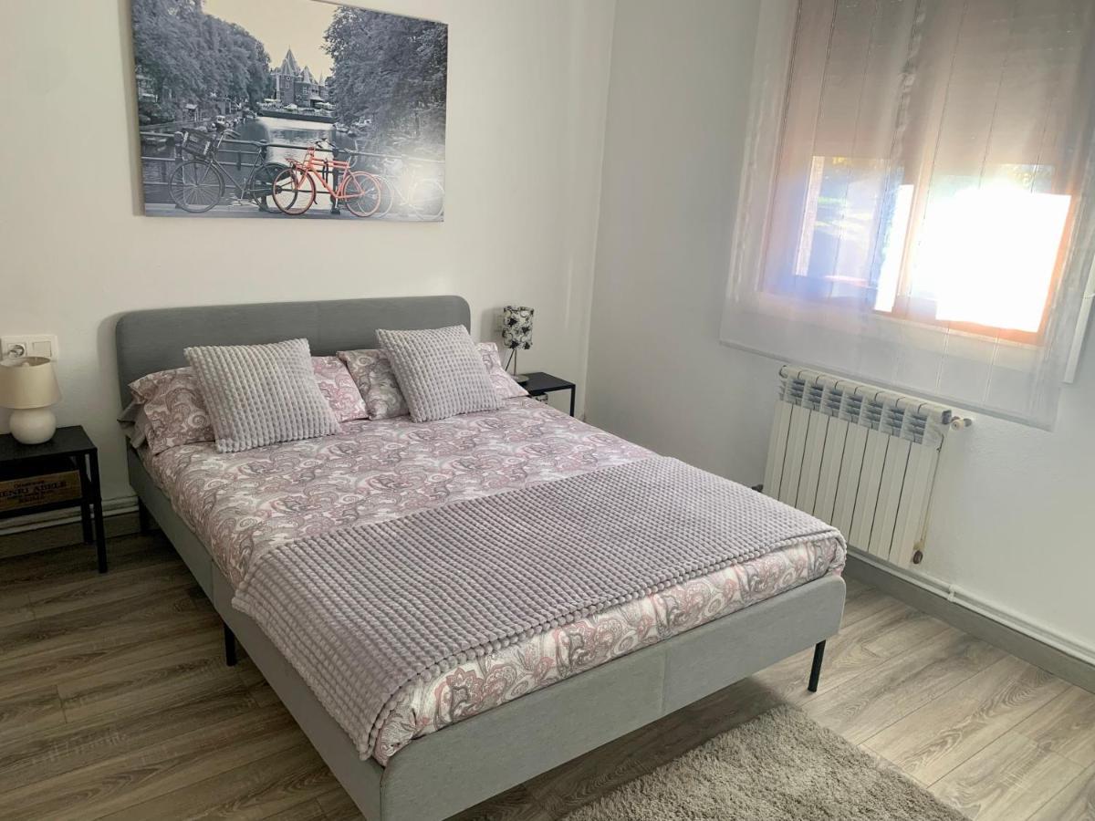 Апартаменты A Casa Vermella Con Jardin A 10 Minutos De Santiago De Compostela Ортонио Экстерьер фото