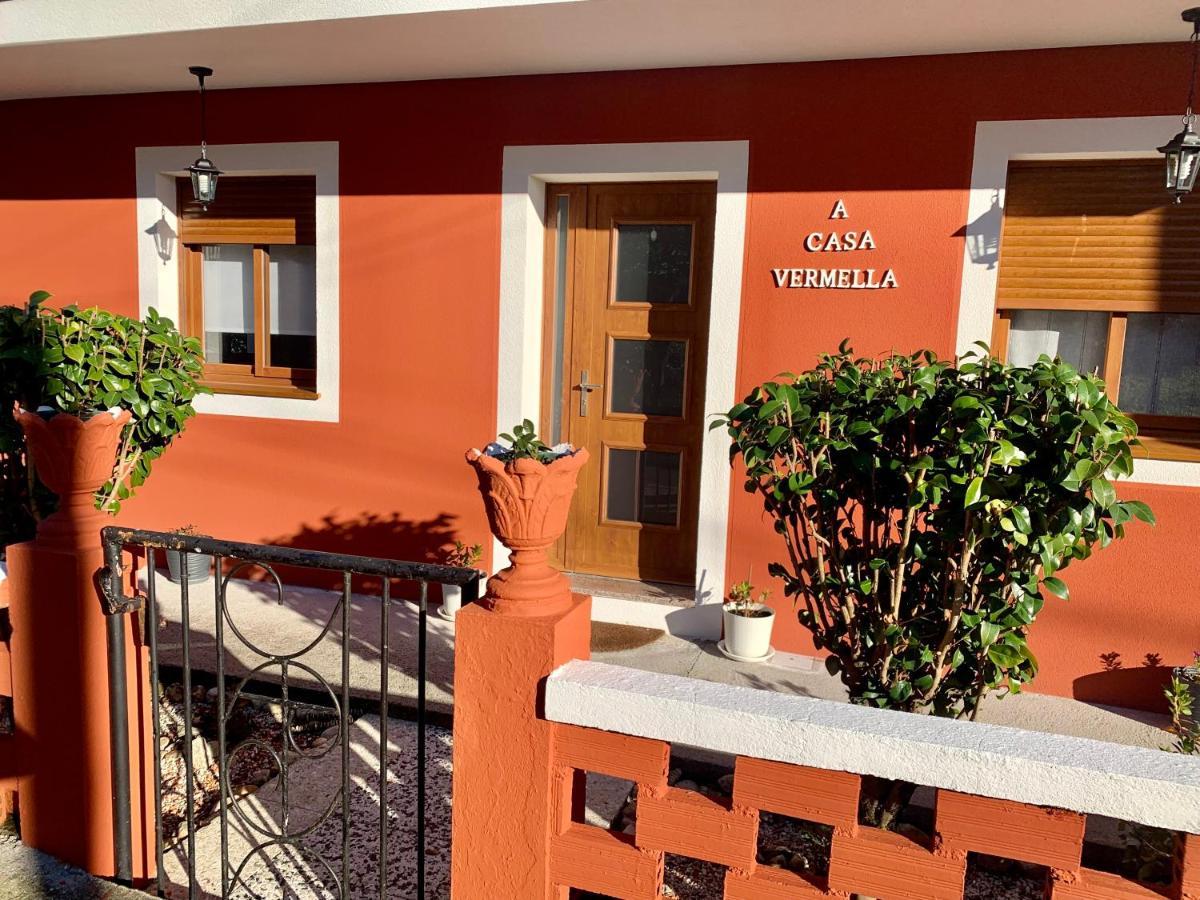 Апартаменты A Casa Vermella Con Jardin A 10 Minutos De Santiago De Compostela Ортонио Экстерьер фото